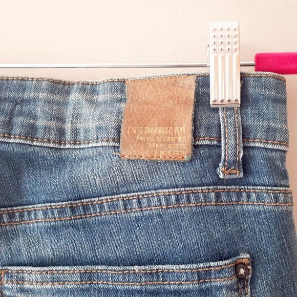EUC Zara blue dark wash denim jeans, 6 - Picture 8 of 8